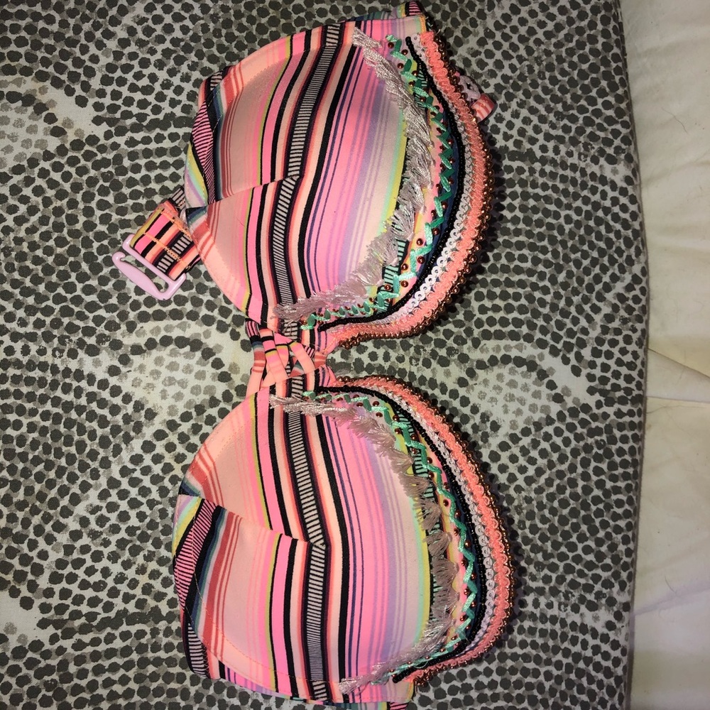 Bathing suit - Picture 2 of 6